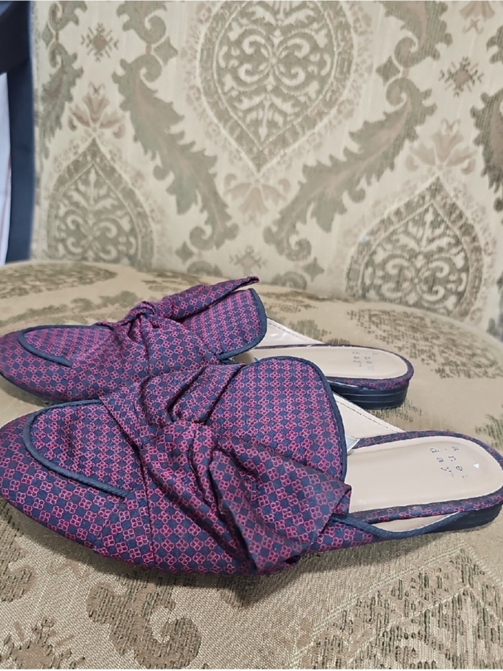 3/$10 A New Day Purple and Pink Knot-Front Slip-On Mules Size 7